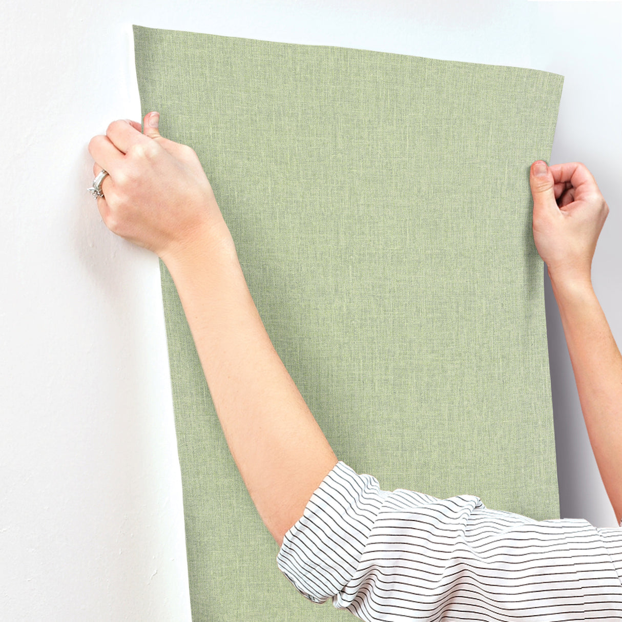York SI6928 Cromie Green Wallpaper - Eade's Wallpaper
