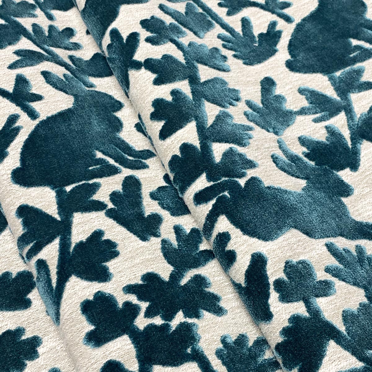 Eade’s THUMPER CERULEAN CERULEAN