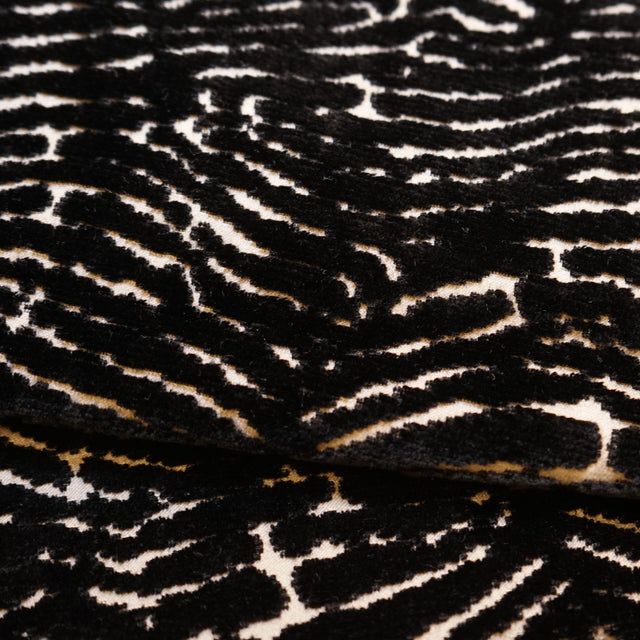 JF Studio 99-SJ101 TIGER Fabric - Eade's Wallpaper & Fabric