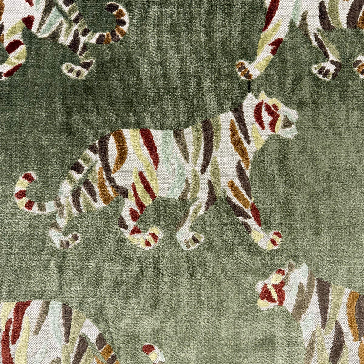 Eade’s TIGRESS SAFARI SAFARI