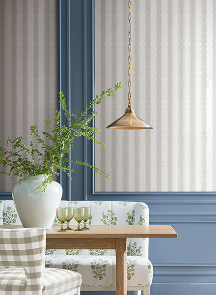 Eade’s Tilford Grey & White