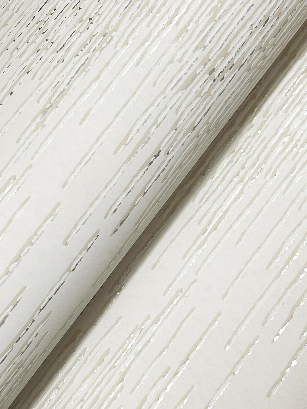 Ronald Redding VR1504 Operetta Ivory Metallic Columns Wallpaper