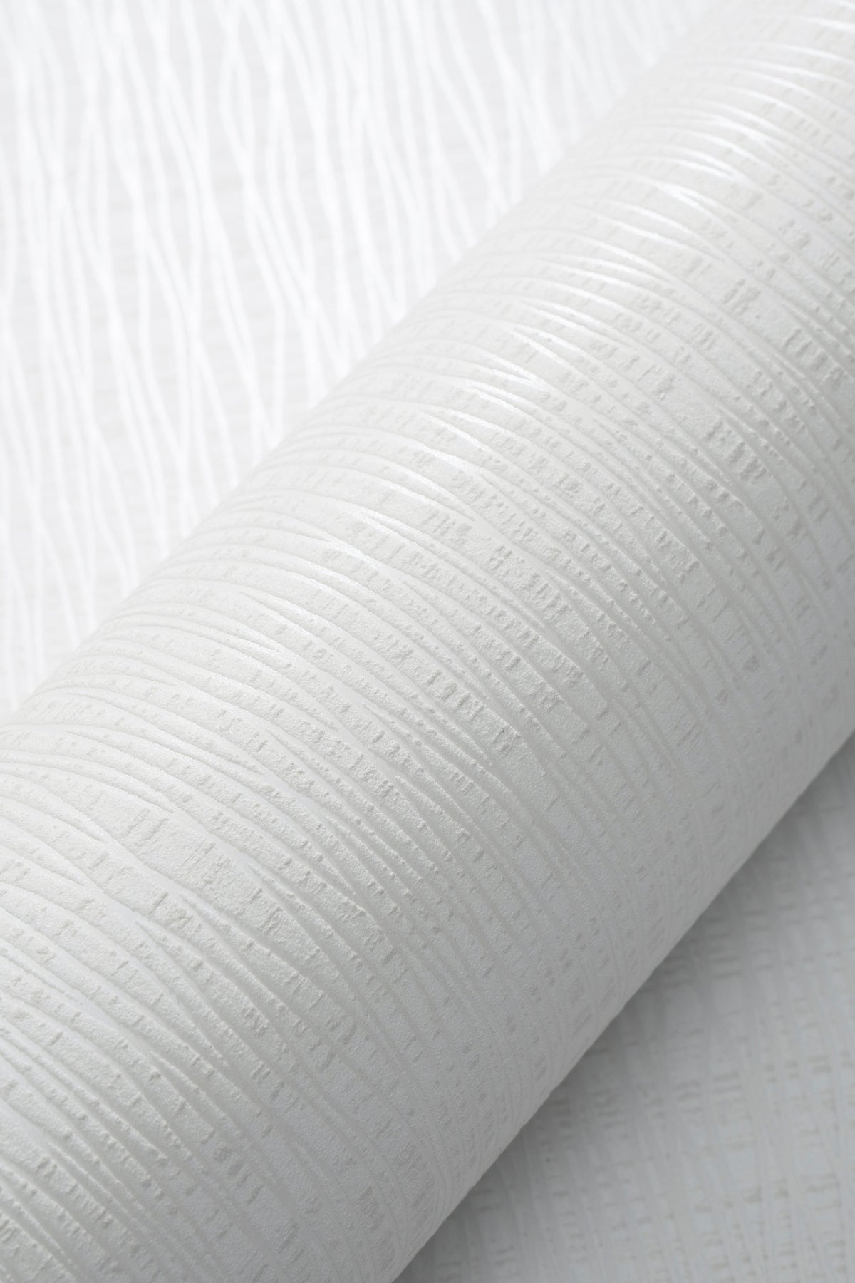 Veer Decor Sculpted Vertical Reed White Wallpaper VRMB901-10