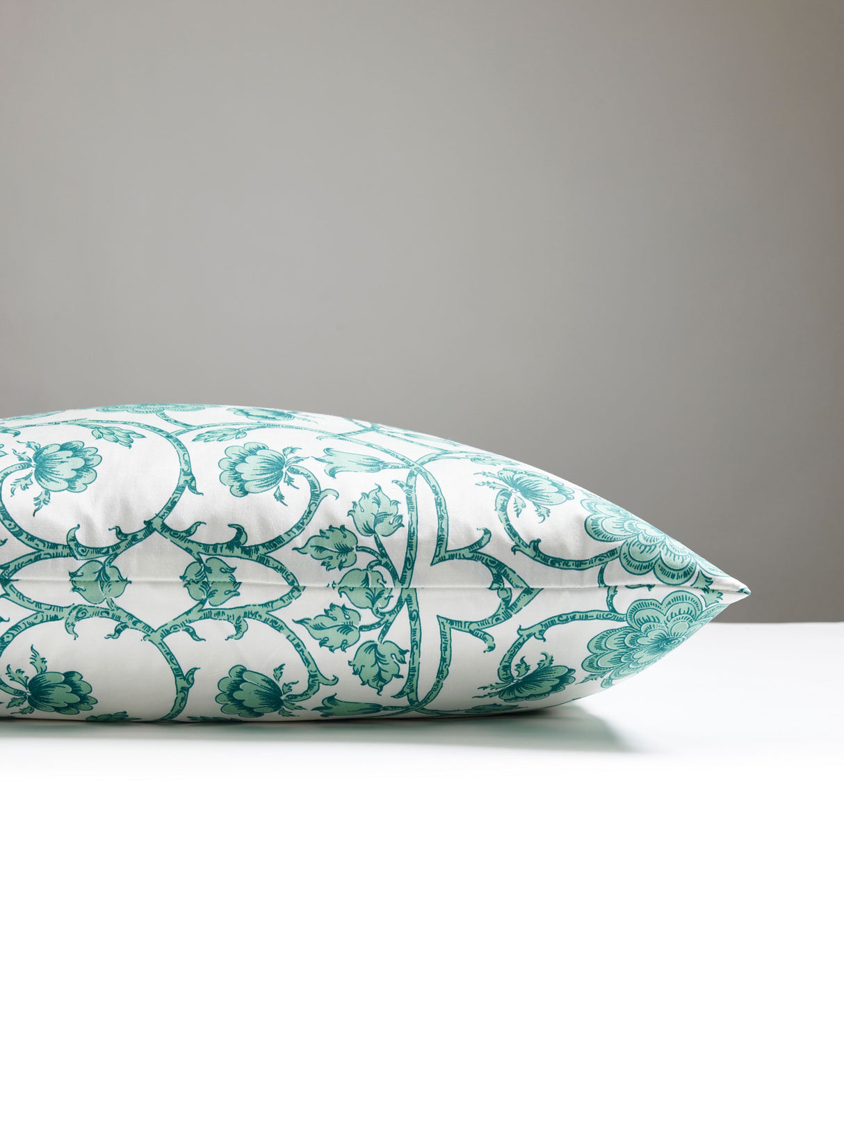 Scalamandre YD 0005SDDK5736 ORNAMENTAL GATE PILLOW - Pillow 