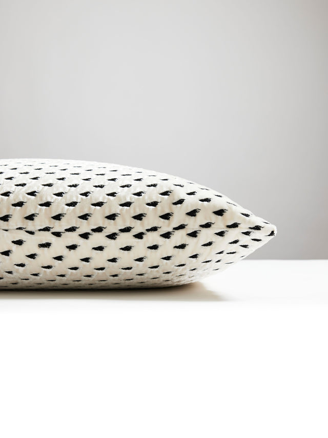 Scalamandre ZS 0001ERMIPILL ERMINE PILLOW - Pillow Collectio