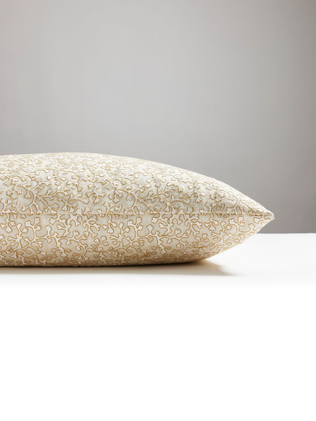Scalamandre ZS 0003HELEPILL HELE BAY PILLOW - Pillow Collect