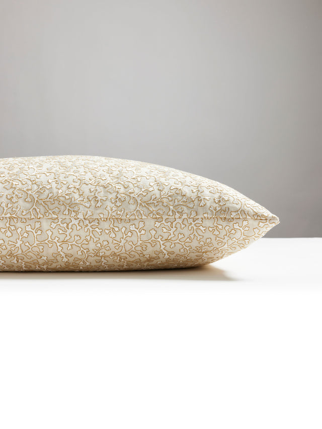 Scalamandre ZS 0003HELEPILL HELE BAY PILLOW - Pillow Collect